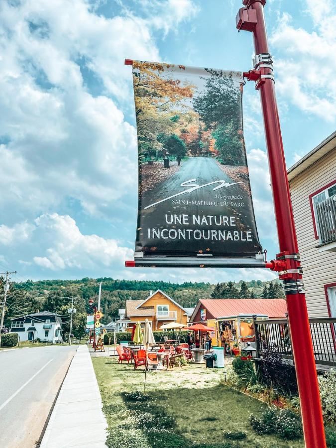 Auberge Mandala Сен Матийо Дю Парк Екстериор снимка